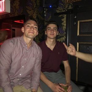 Meet your Posher, Tom